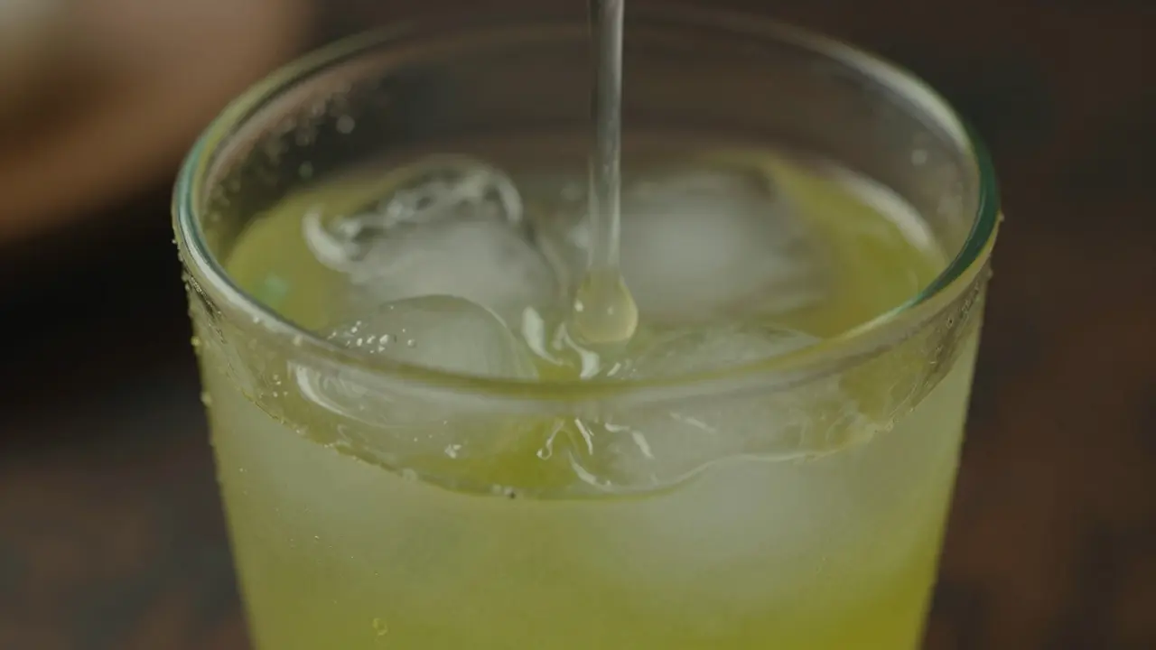 Was ist das Gefühl von Absinth? Wirkung, Mythos und Realität